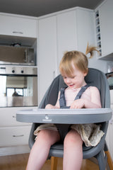 The MOOSE Harper High Chair with FREE Silicone Feeding Set