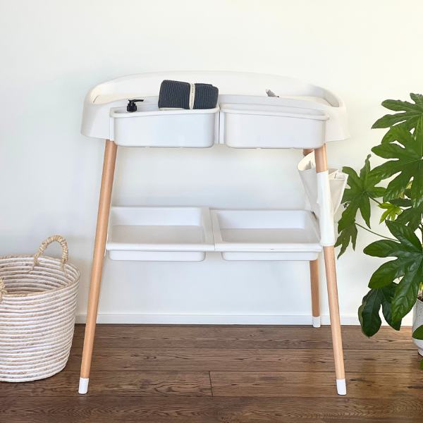 Mabel Change Table (with FREE fitted sheet)